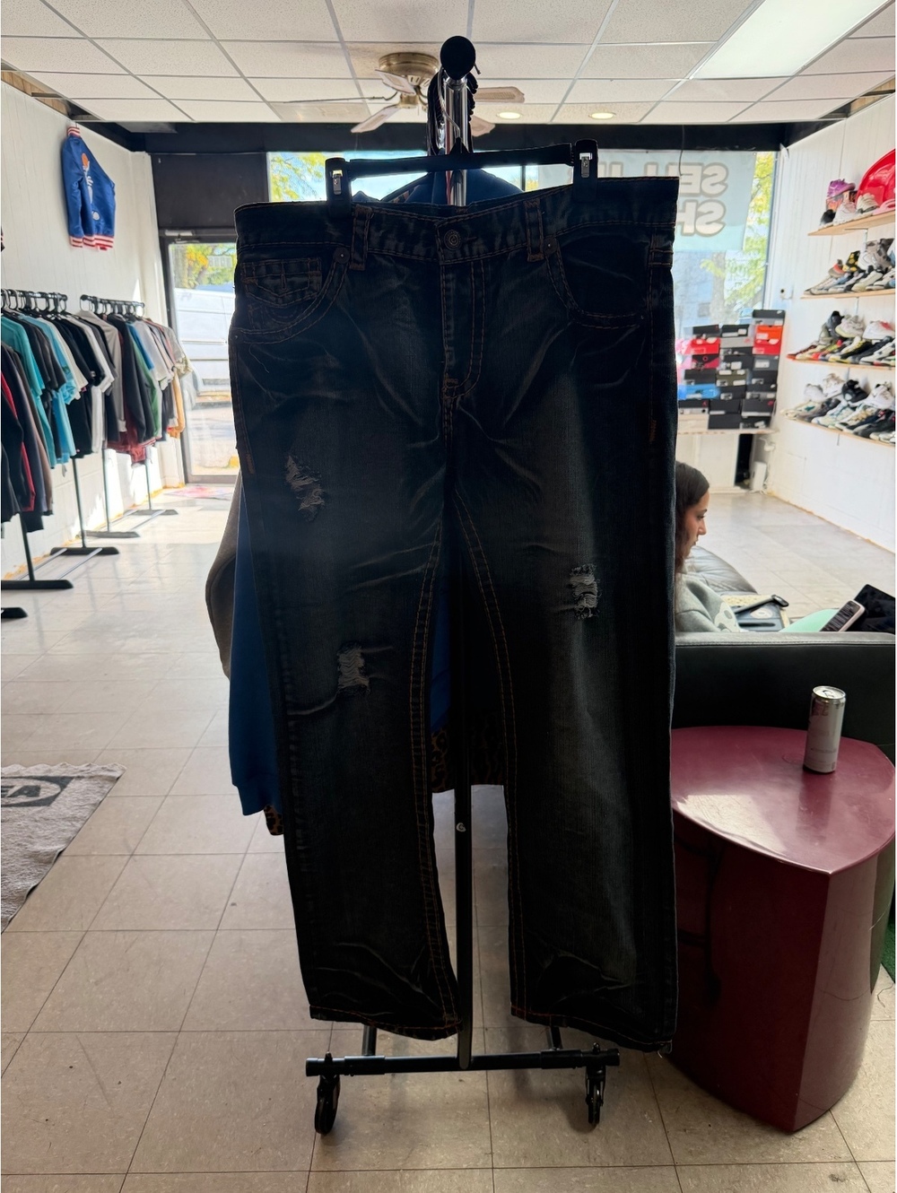 True Religion jeans distressed denim blue size 40
